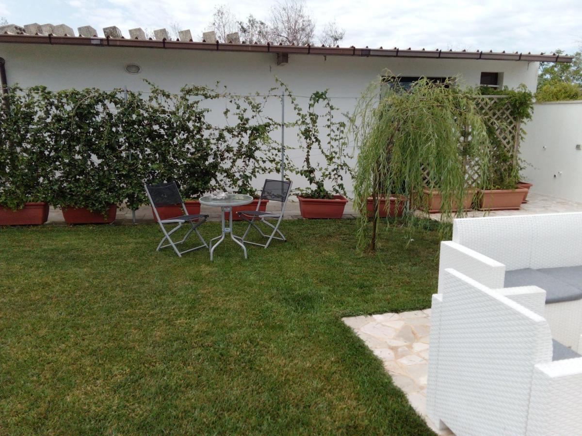 Casa Vacanza Augusto Uggiano La Chiesa Luaran gambar